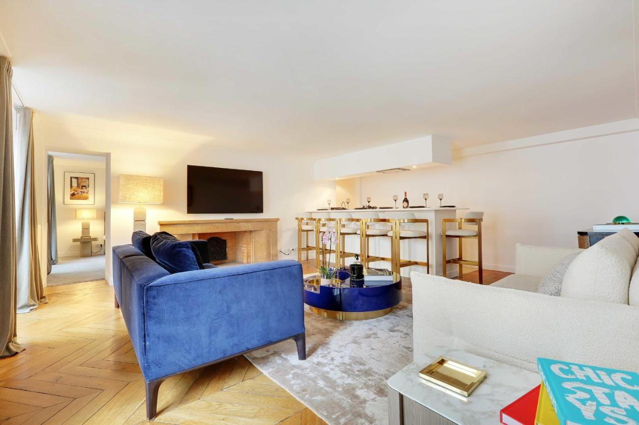 Elegant Apartment - 2Bd-6P - Avenue Montaigne Париж Екстер'єр фото